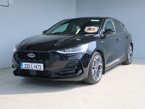Ford Focus Hatchback, Diesel, 2023, Black