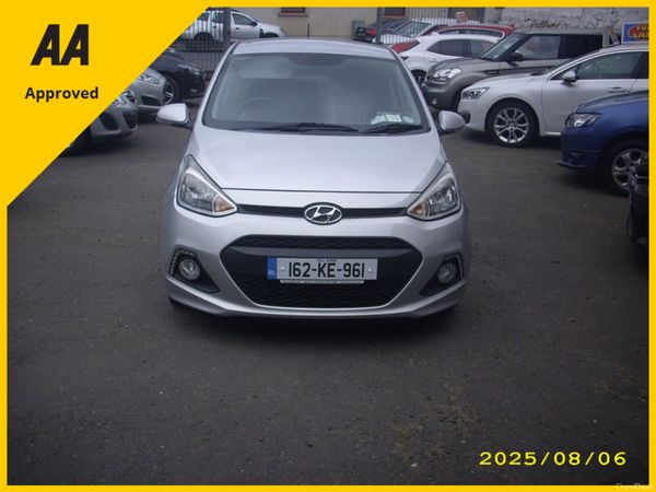 Hyundai i10 Hatchback, Petrol, 2016, Silver