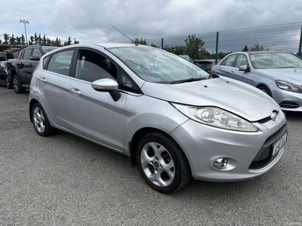Ford Fiesta Hatchback, Diesel, 2010, Silver