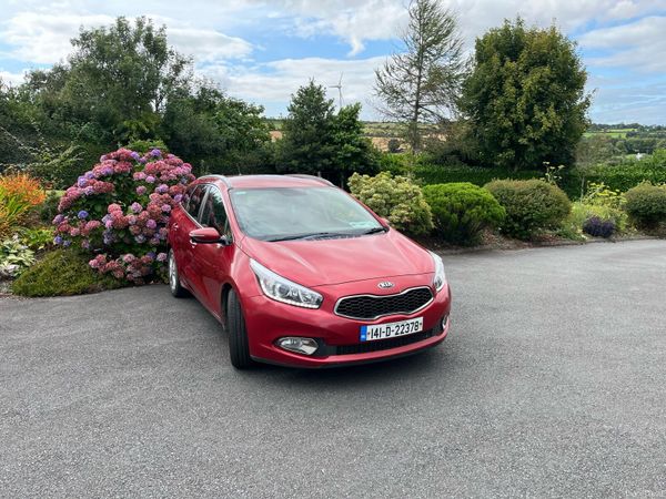 Kia Ceed Estate/Jeep, Diesel, 2014, Red