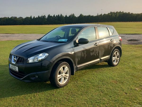 Nissan Qashqai Hatchback, Petrol, 2011, Black