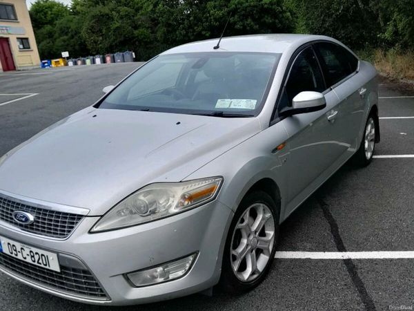Ford Mondeo Saloon, Diesel, 2009, Silver