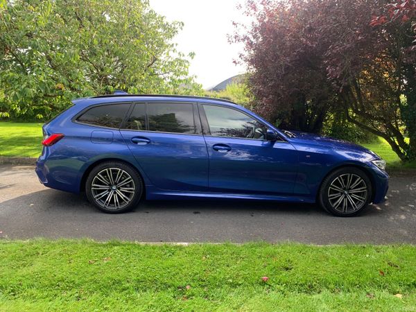 BMW 3-Series Estate/Jeep, Diesel, 2021, Blue
