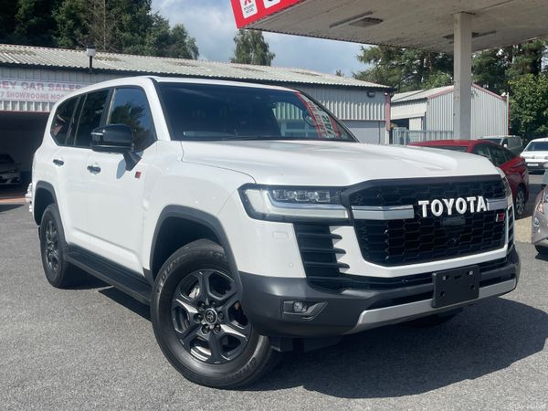Toyota Land Cruiser SUV, Diesel, 2021, White