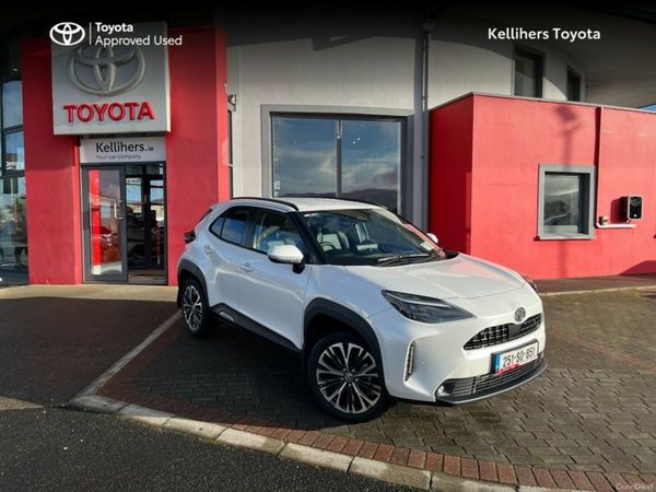 Toyota Yaris Cross Hatchback, Petrol Hybrid, 2025, White