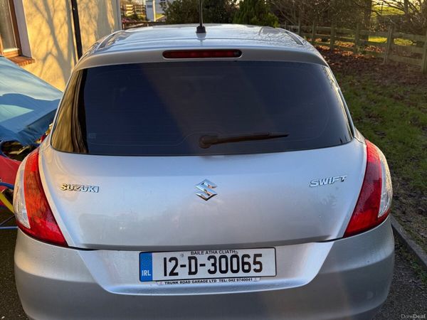 Suzuki Swift Hatchback, Petrol, 2012, Silver