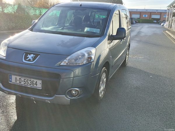 Peugeot Partner Tepee MPV, Diesel, 2011, Blue