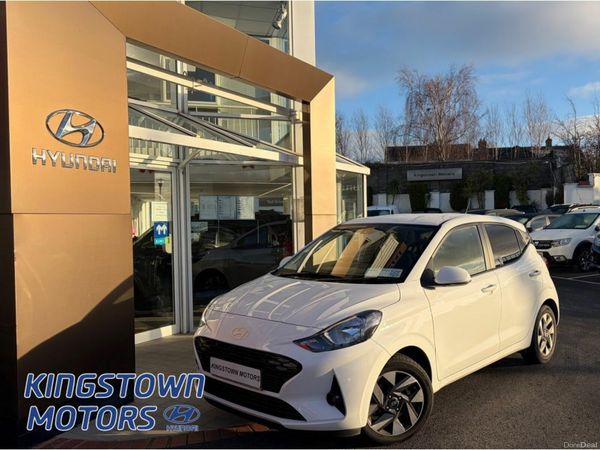 Hyundai i10 Hatchback, Petrol, 2025, White