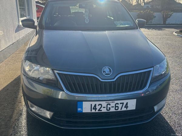 Skoda Rapid Hatchback, Diesel, 2014, Grey