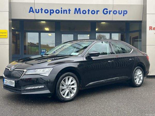Skoda Superb Hatchback, Diesel, 2023, Black
