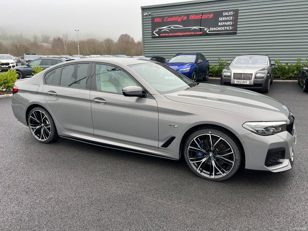 BMW 5-Series Saloon, Petrol Hybrid, 2022, Grey