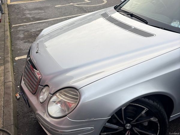 Mercedes-Benz E-Class Saloon, Diesel, 2008, Silver