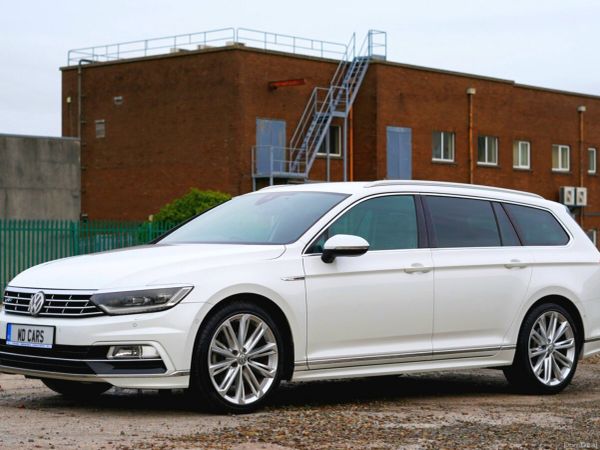 Volkswagen Passat Estate, Petrol, 2016, White