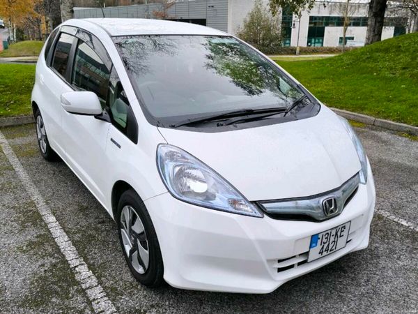 Honda Fit Hatchback, Petrol Hybrid, 2013, White