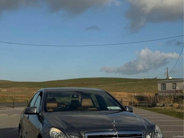 Mercedes-Benz E-Class Saloon, Diesel, 2010, Silver