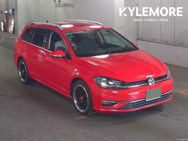 Volkswagen Golf Estate, Petrol, 2018, Red