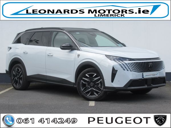 Peugeot 5008 MPV, Petrol, 2025, White