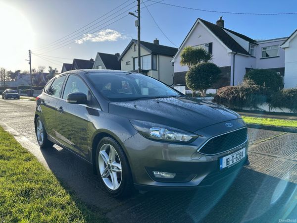 Ford Focus Hatchback, Petrol, 2016, Grey