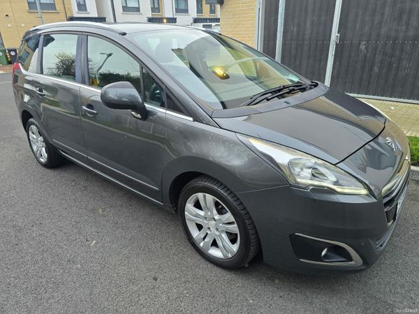 Peugeot 5008 MPV, Diesel, 2016, Grey