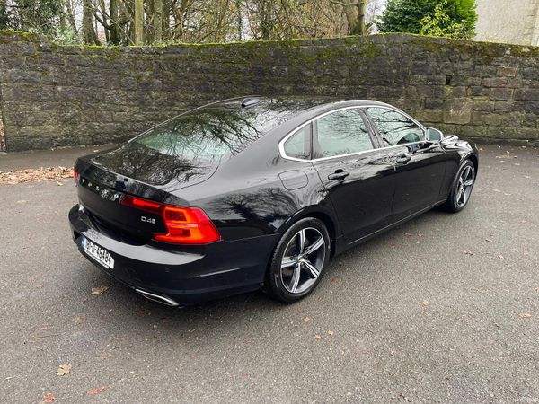 Volvo S90 Saloon, Diesel, 2018, Black