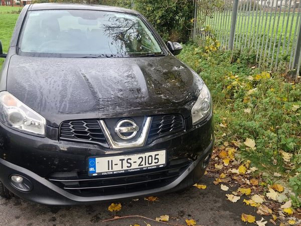 Nissan Qashqai Hatchback, Diesel, 2011, Black