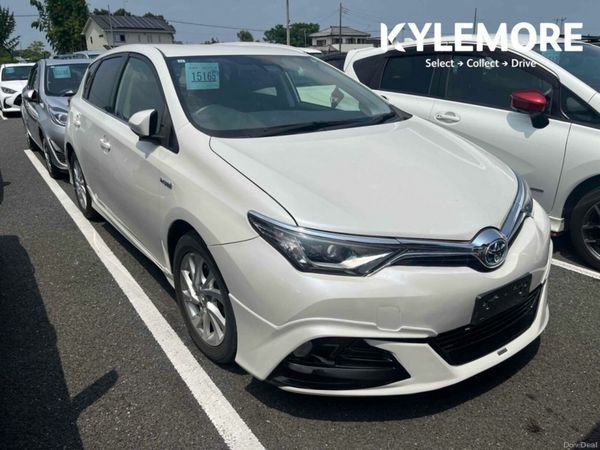 Toyota Auris Hatchback, Petrol Hybrid, 2017, White