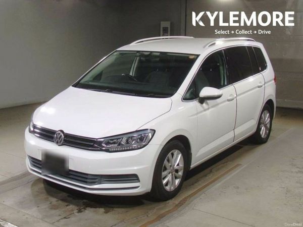 Volkswagen Touran MPV, Petrol, 2018, White