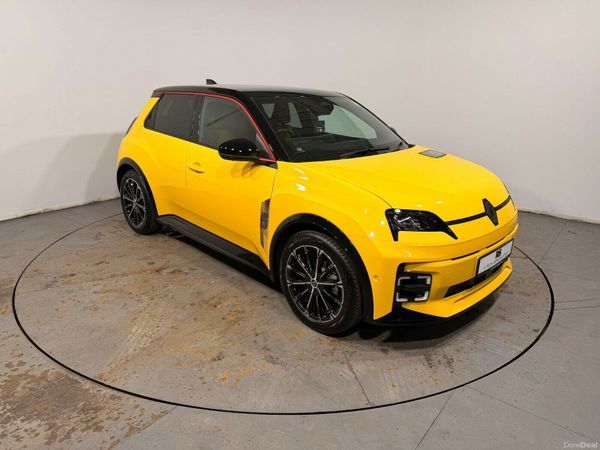 Renault 5 Hatchback, Electric, 2026, 