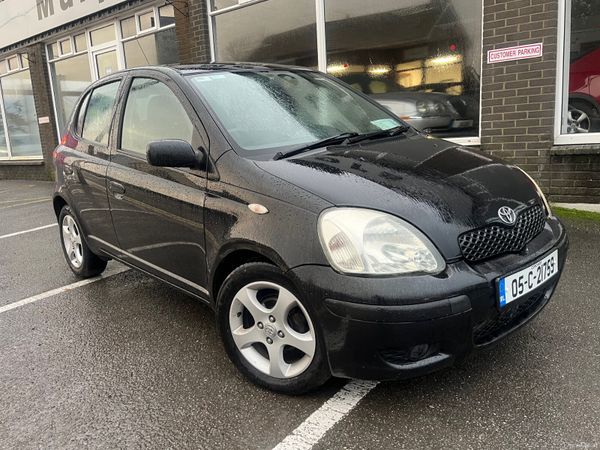 Toyota Yaris Hatchback, Petrol, 2005, Black