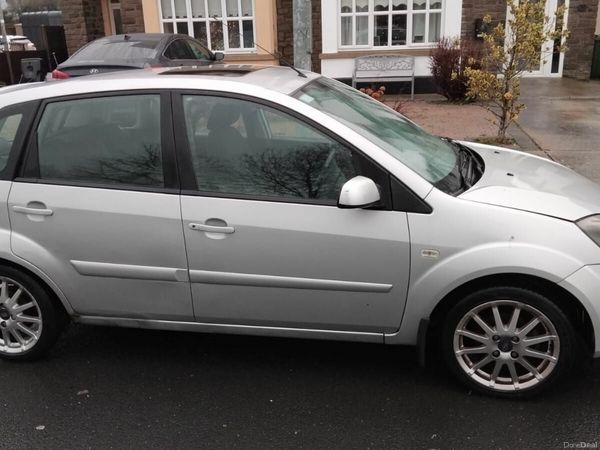 Ford Fiesta Hatchback, Petrol, 2008, Silver