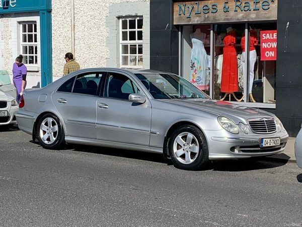 Mercedes-Benz E-Class Saloon, Diesel, 2004, Silver