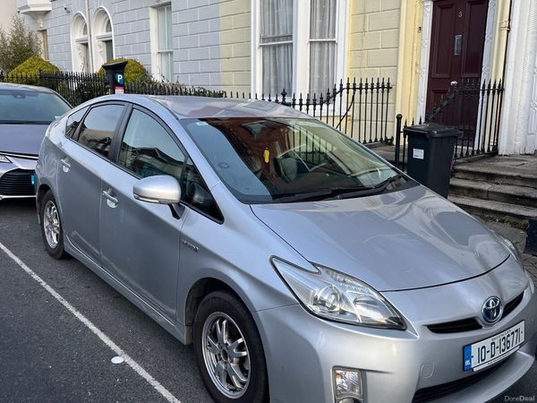 Toyota Prius Hatchback, Petrol Hybrid, 2010, Silver
