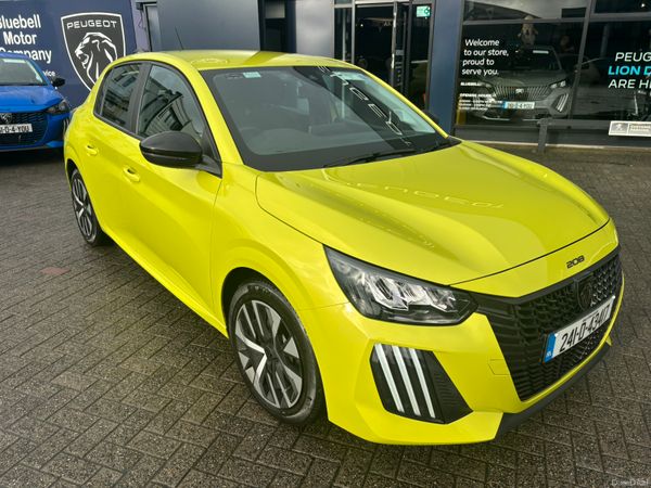 Peugeot 208 Hatchback, Petrol, 2024, Yellow
