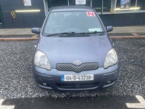Toyota Yaris Hatchback, Petrol, 2004, Blue