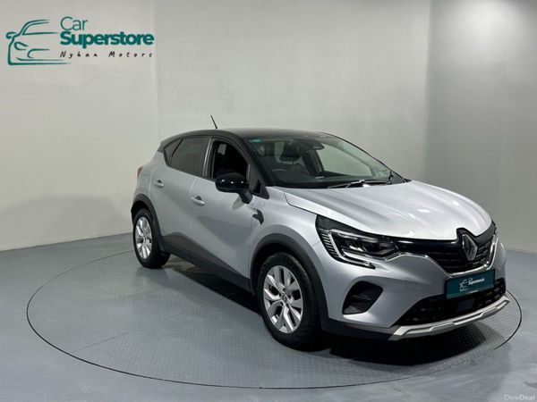 Renault Captur Hatchback, Petrol, 2022, Grey