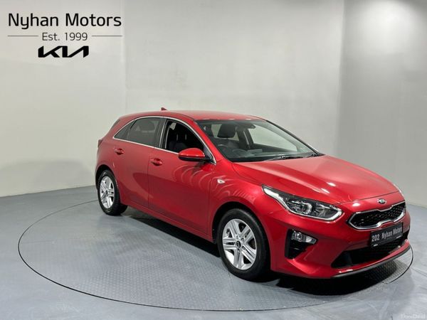 Kia Ceed Hatchback, Diesel, 2020, Red