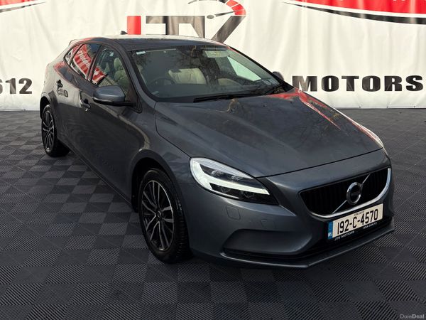 Volvo V40 Estate, Petrol, 2019, Grey