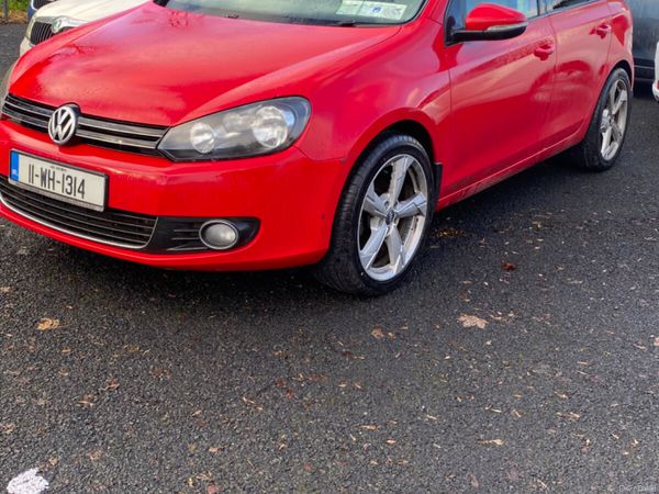 Volkswagen Golf Hatchback, Diesel, 2011, Red