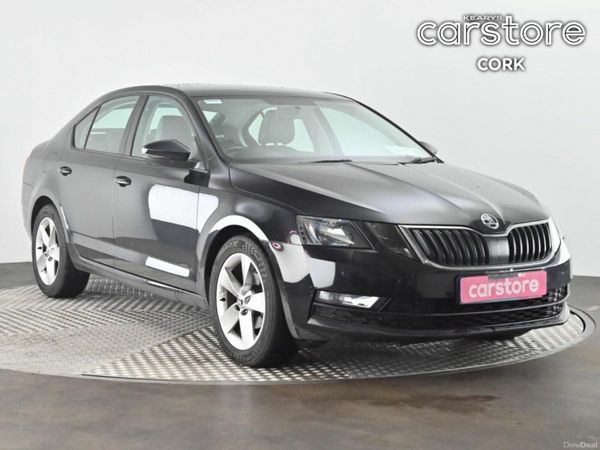 Skoda Octavia Saloon, Diesel, 2018, Black
