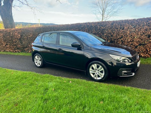 Peugeot 308 Hatchback, Diesel, 2019, Black