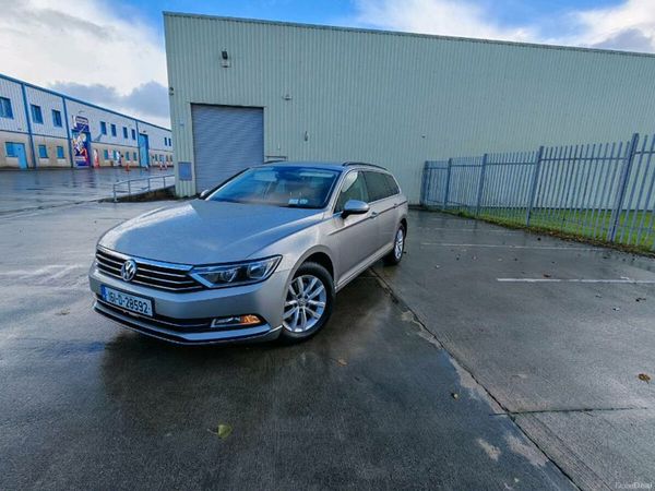 Volkswagen Passat Estate/Jeep, Diesel, 2016, Silver