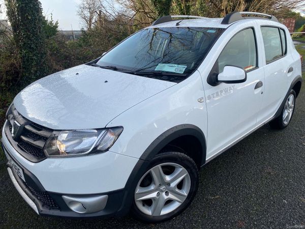 Dacia Sandero Stepway Hatchback, Petrol, 2015, White