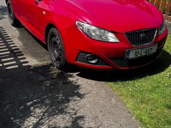 SEAT Ibiza Hatchback, Petrol, 2010, Red