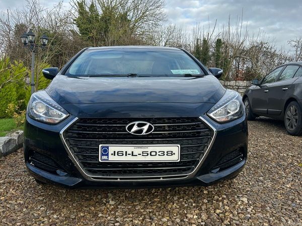 Hyundai i40 Saloon, Diesel, 2016, Black