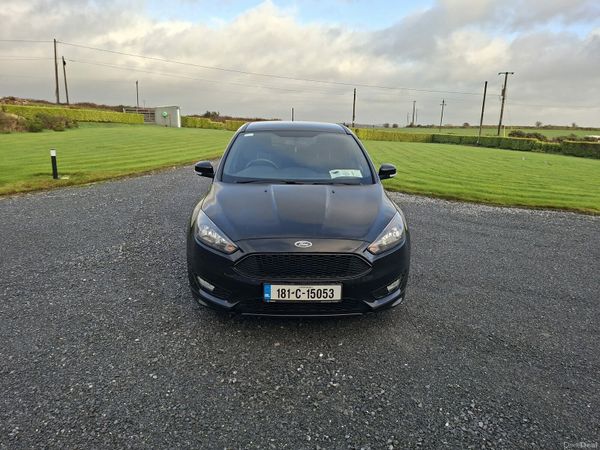 Ford Focus Hatchback, Petrol, 2018, Black
