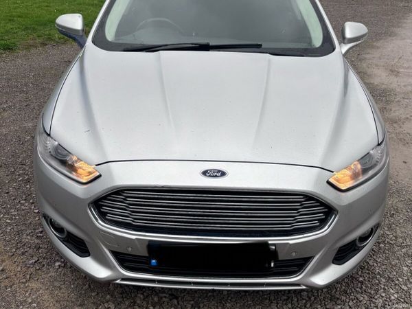 Ford Mondeo Hatchback, Diesel, 2015, Silver