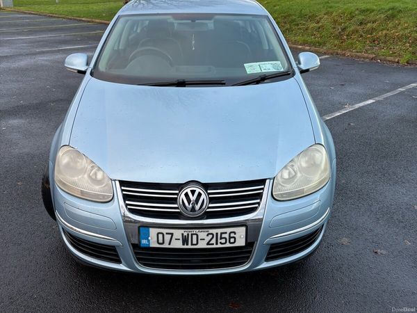 Volkswagen Jetta Saloon, Petrol, 2007, Blue