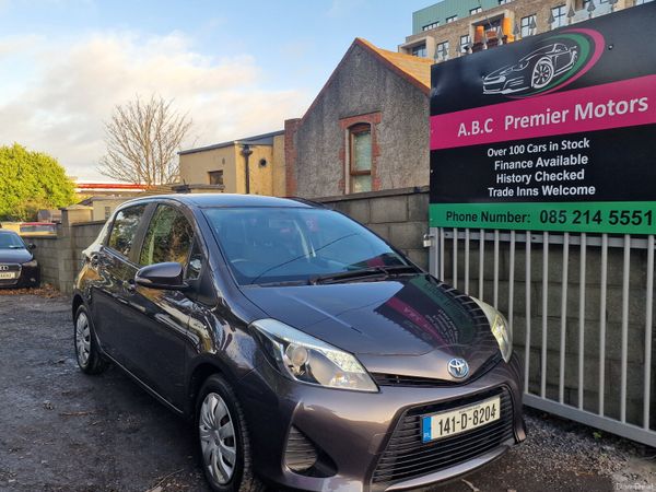 Toyota Yaris Hatchback, Petrol Hybrid, 2014, Grey