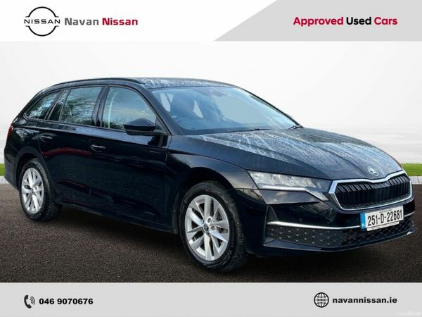 Skoda Octavia Estate, Petrol, 2025, Black
