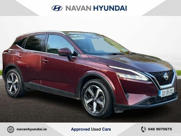 Nissan Qashqai MPV, Petrol, 2023, Red